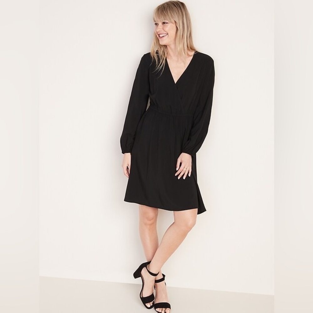 NWT OLD NAVY Puffed Sleeved Wrap Dress